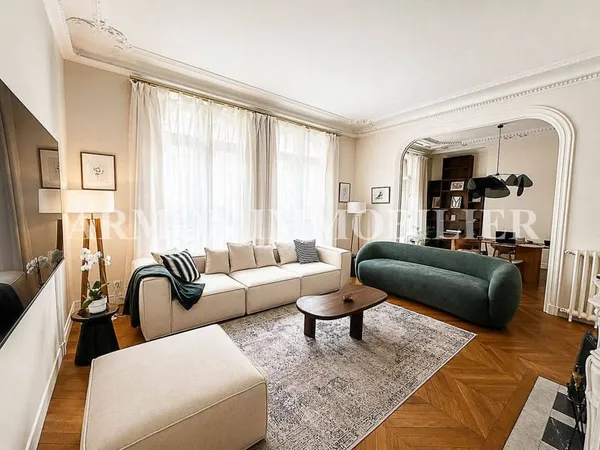 Appartement 5 pièces 155 m²