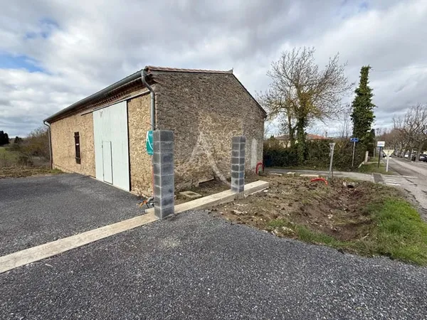 Parking/Garage/Box 150 m²