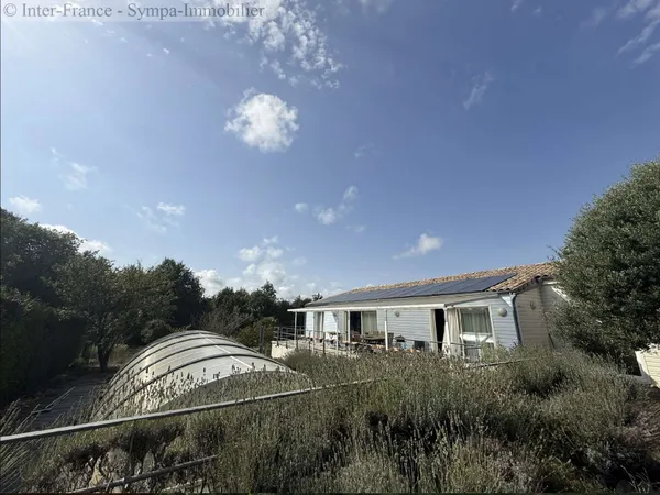 Maison 11 pièces 300 m²
