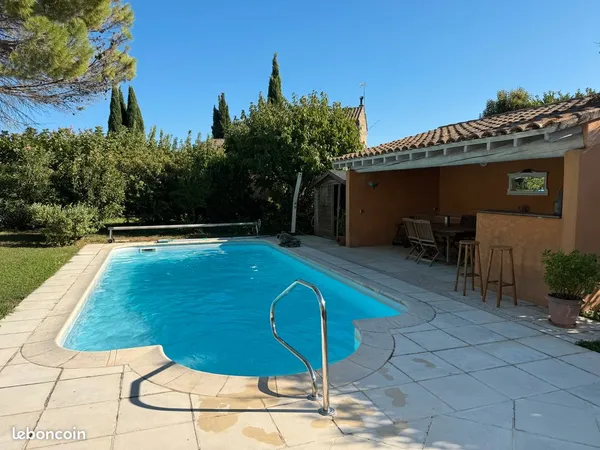 Maison plain-pied 3ch piscine