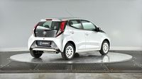 Toyota Aygo 1.0 VVT-i 72ch x-play x-app 5p MC18 — photo 5