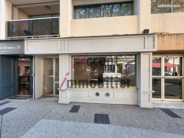 Local commercial 57 m² CAVAILLON