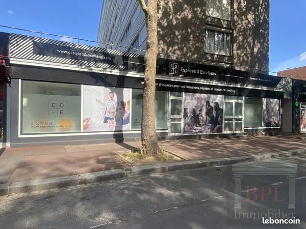 Local 140 m² Malakoff