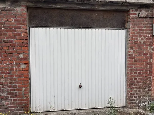 Garage/Parking
