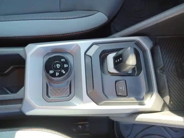 Dacia Duster hybrid-g 150 4x4 — photo 13