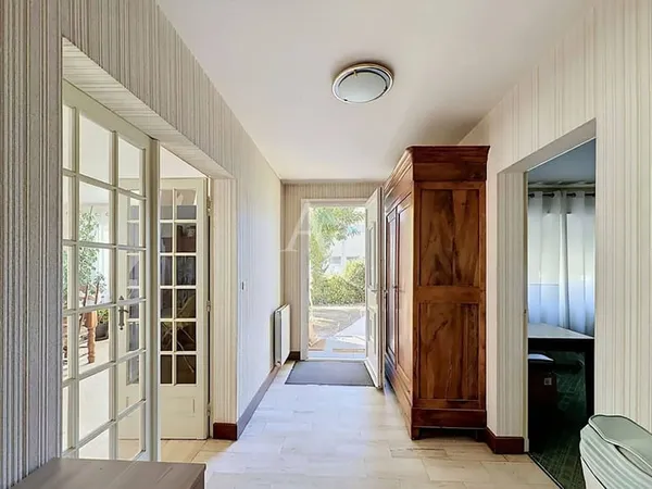 Maison 8 pièces 170 m²