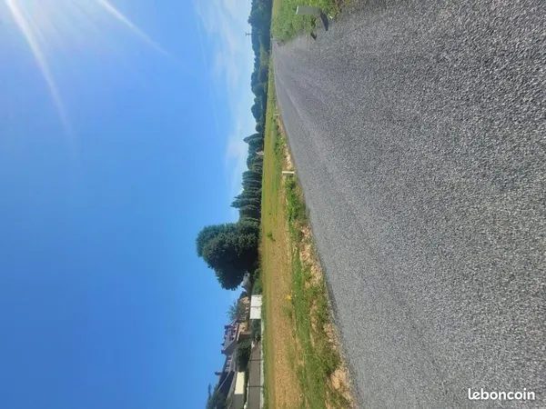 Terrain 348 m² Landujan