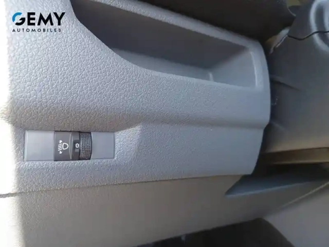 Citroën Jumpy fgn m bluehdi 145 s&amp;s eat8 — photo 17