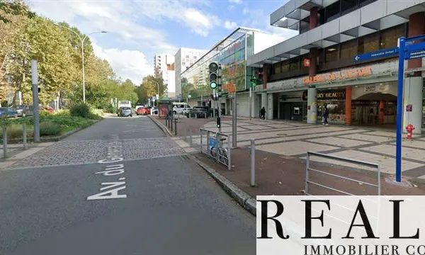 Local commercial 1 033 m²