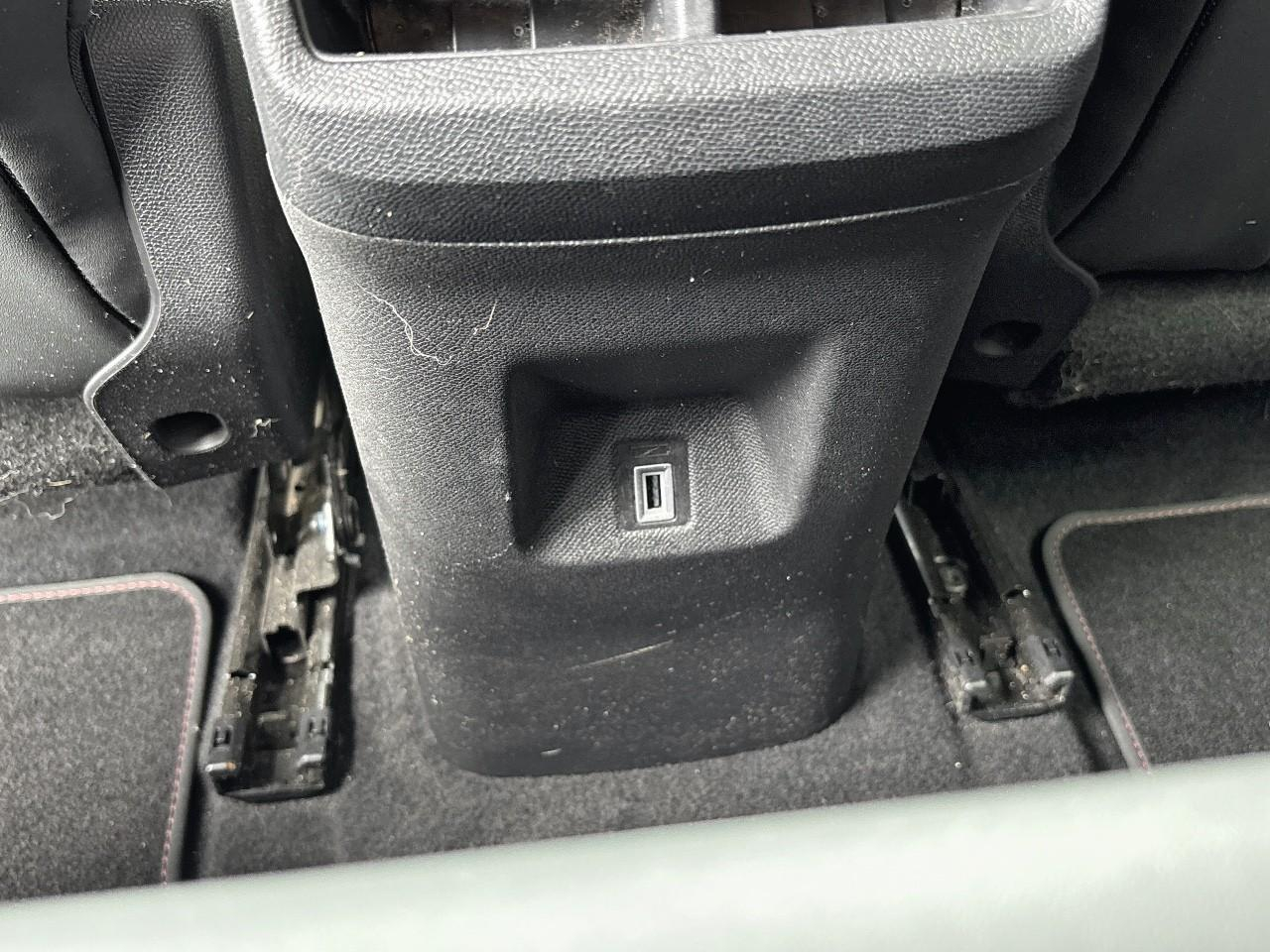 Citroën C5 Aircross bluehdi 130ch s&s shine e6.d-temp — photo 12