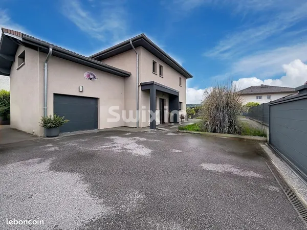 Maison 4 pièces 121 m²