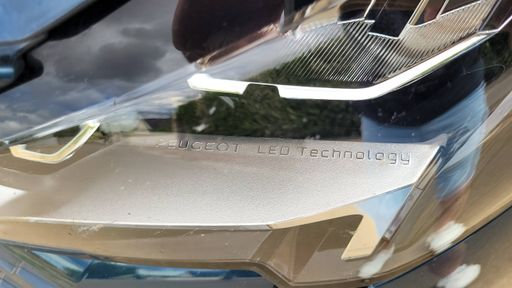 Peugeot 5008 1.2 PureTech 130 EAT8 - Allure Pack – 2023 – 27094 km – Essence – Boîte Automatique — photo 2