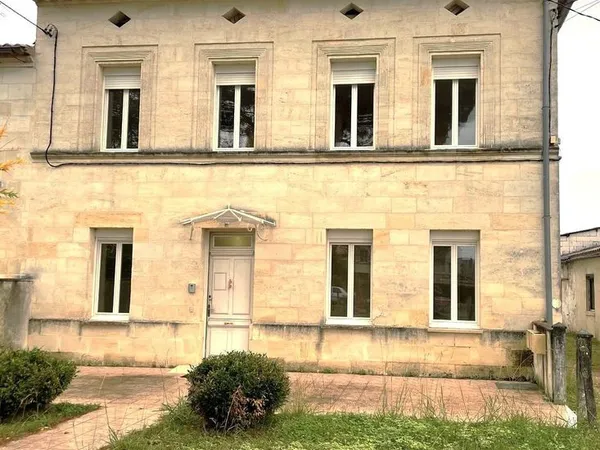 Immeuble 8 pièces 190 m²
