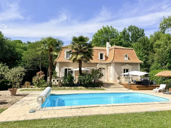 Maison 7 pièces 183 m²
