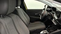 Peugeot 208 1.2 Hybrid 100ch Active e-DCS6 — photo 15