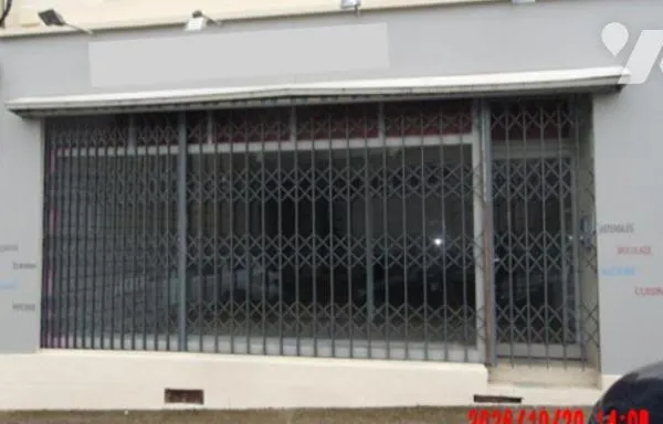 Local commercial 79 m²