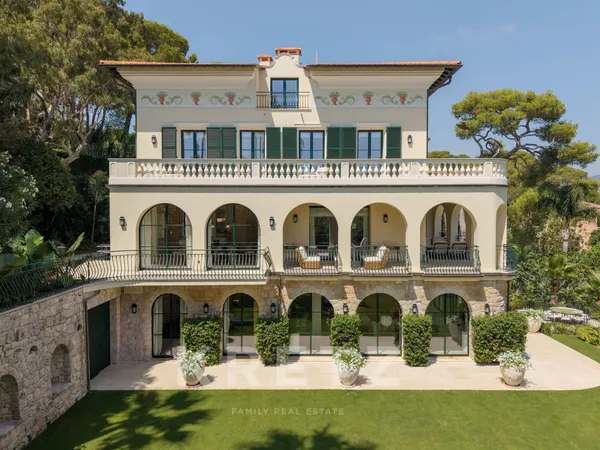 Villa Privée, Plus Grande Piscine de Saint-Jean-Cap-Ferrat