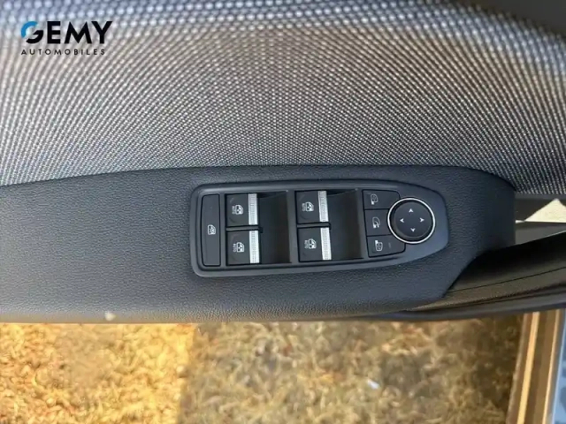 Renault Captur tce 115 ch — photo 19