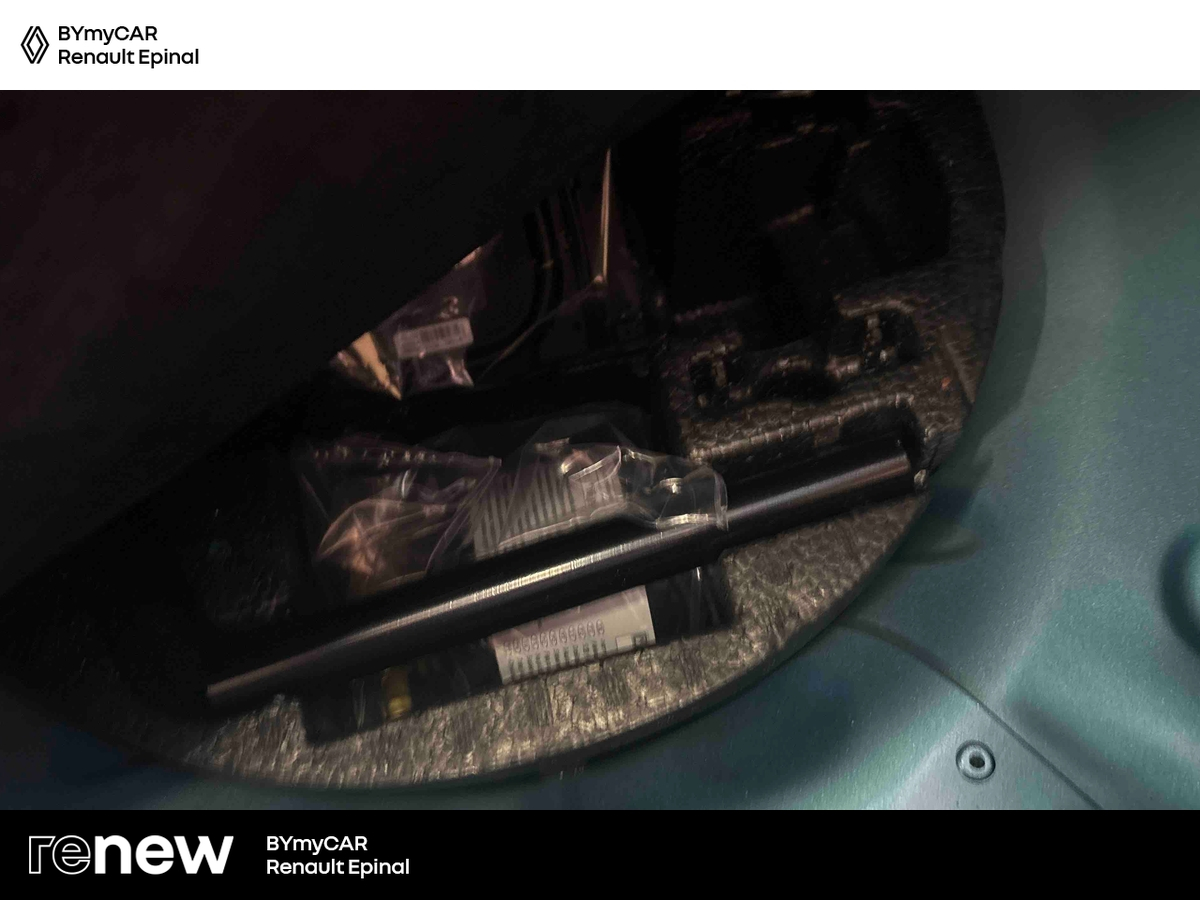 Renault Zoe R110 - 22B — photo 15