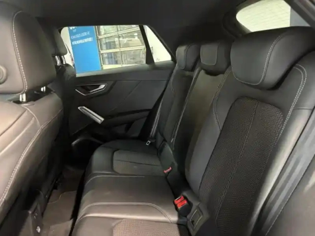 Audi Q2 35 tdi 150ch  s line s tronic 7 — photo 14
