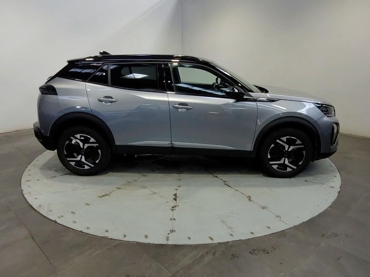 Peugeot 2008 hybrid 145 ch e-dcs6 gt — photo 6