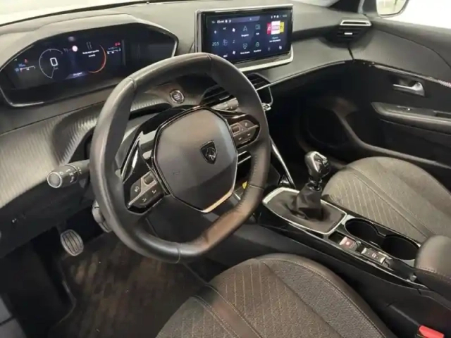 Peugeot 208 1.2 puretech 100ch s&amp;s active — photo 9