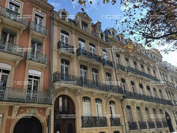 Bureaux 233 m²