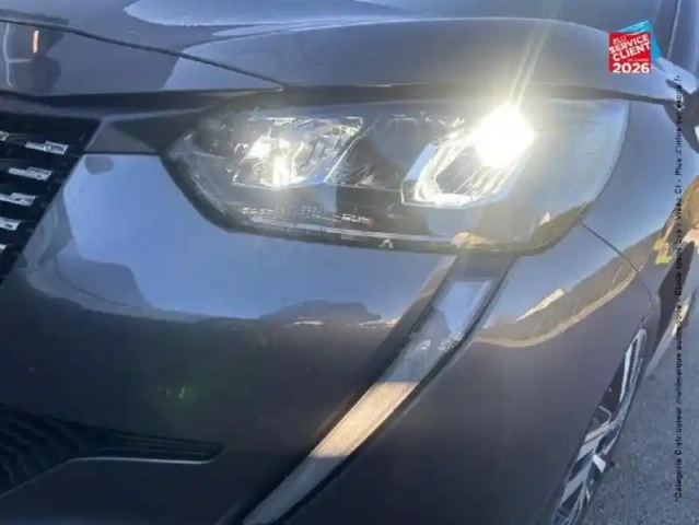 Peugeot 208 1.2 puretech 100ch s&amp;s allure  pack — photo 13