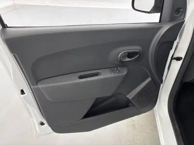 Dacia Lodgy blue dci 95 7 places — photo 20