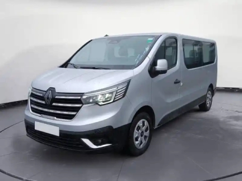 Renault Trafic blue dci 150