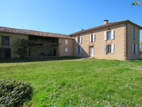 Maison 5 pièces 160 m²