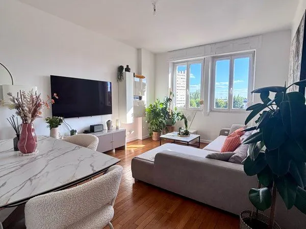 T3 rénové 62 m² - Balcon - Cave - Proche gare