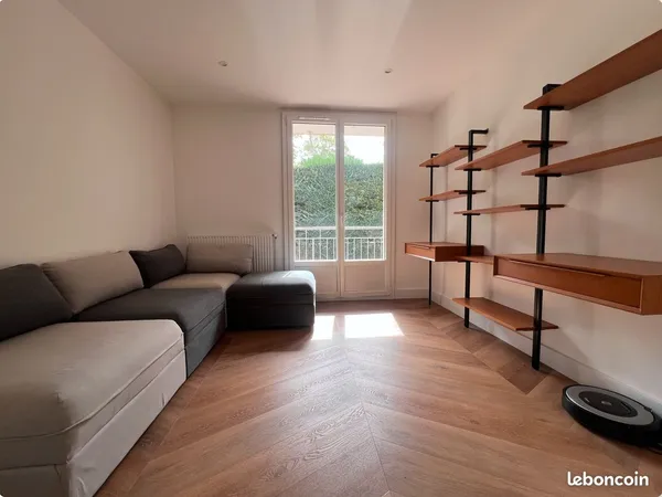 T4 meublé avec garage et cave LYON 5