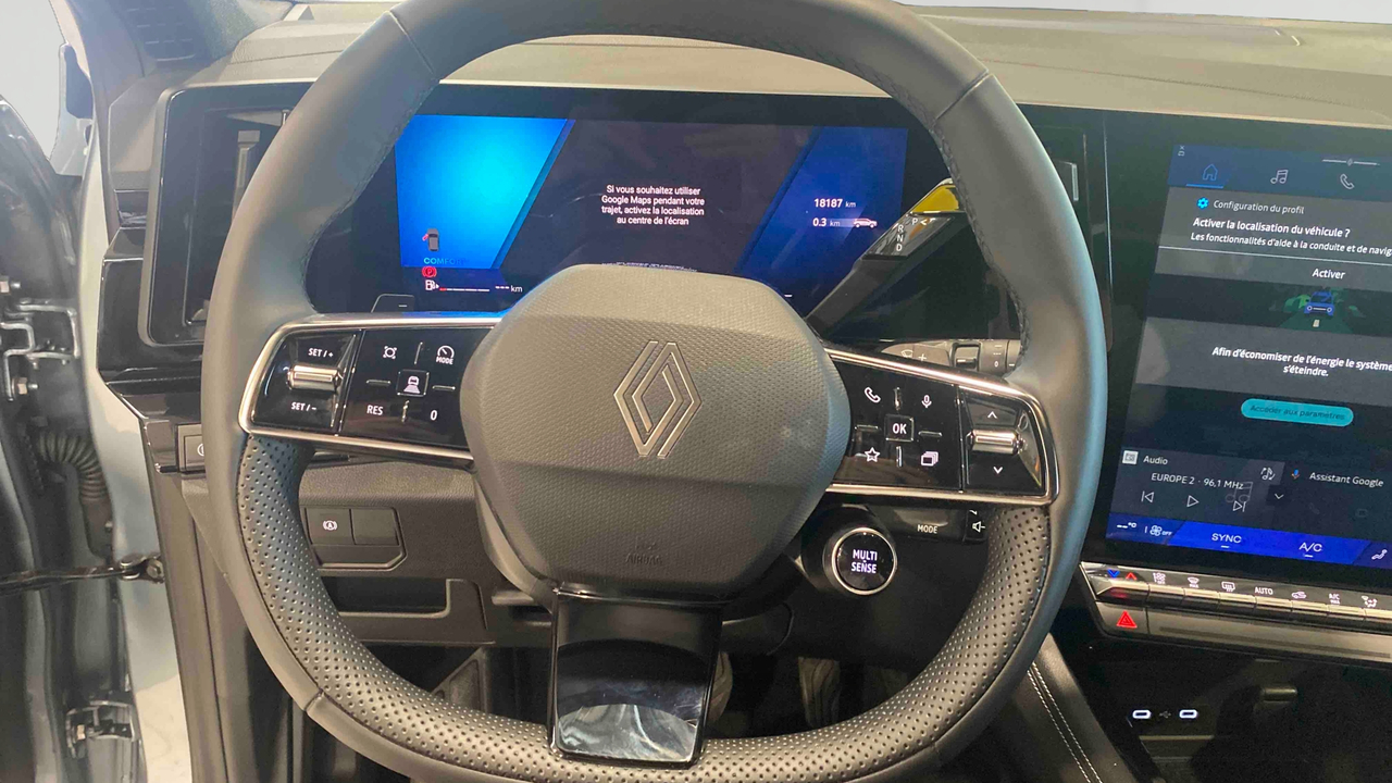 Renault Espace full hybrid E-Tech 200 ch 7pl — photo 10