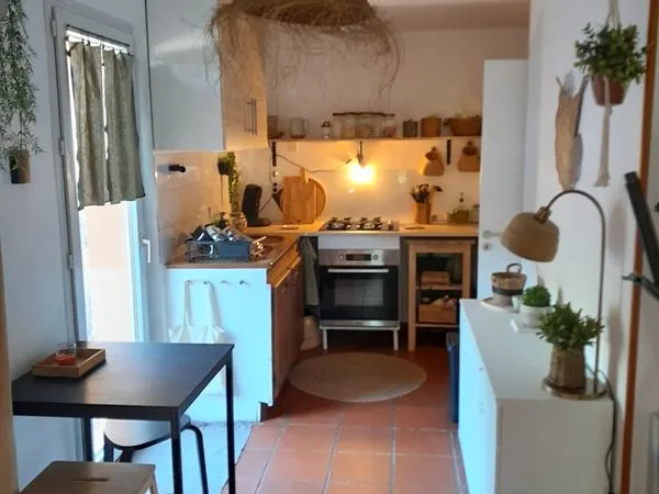 Appartement Location Châteauneuf-le-Rouge 2p 46m² 790€