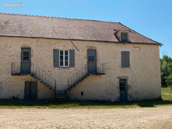 Maison dans corps de ferme