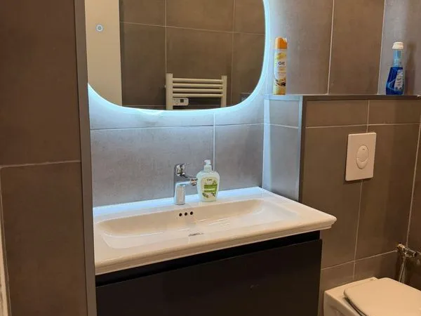 Élégant appartement rénové avec balcon - Cannes
