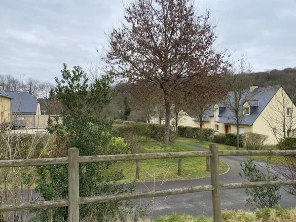 Terrain en individuel 443 m²