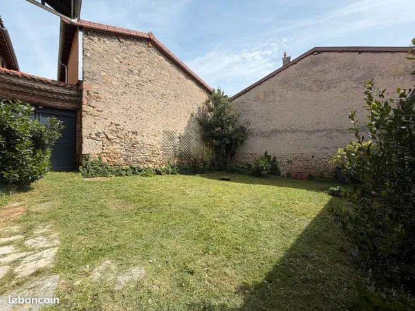 Maison de village de caractère - Saint-Laurent-d'Agny
