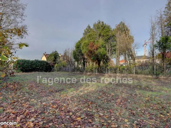 Terrain 719 m² ERAGNY