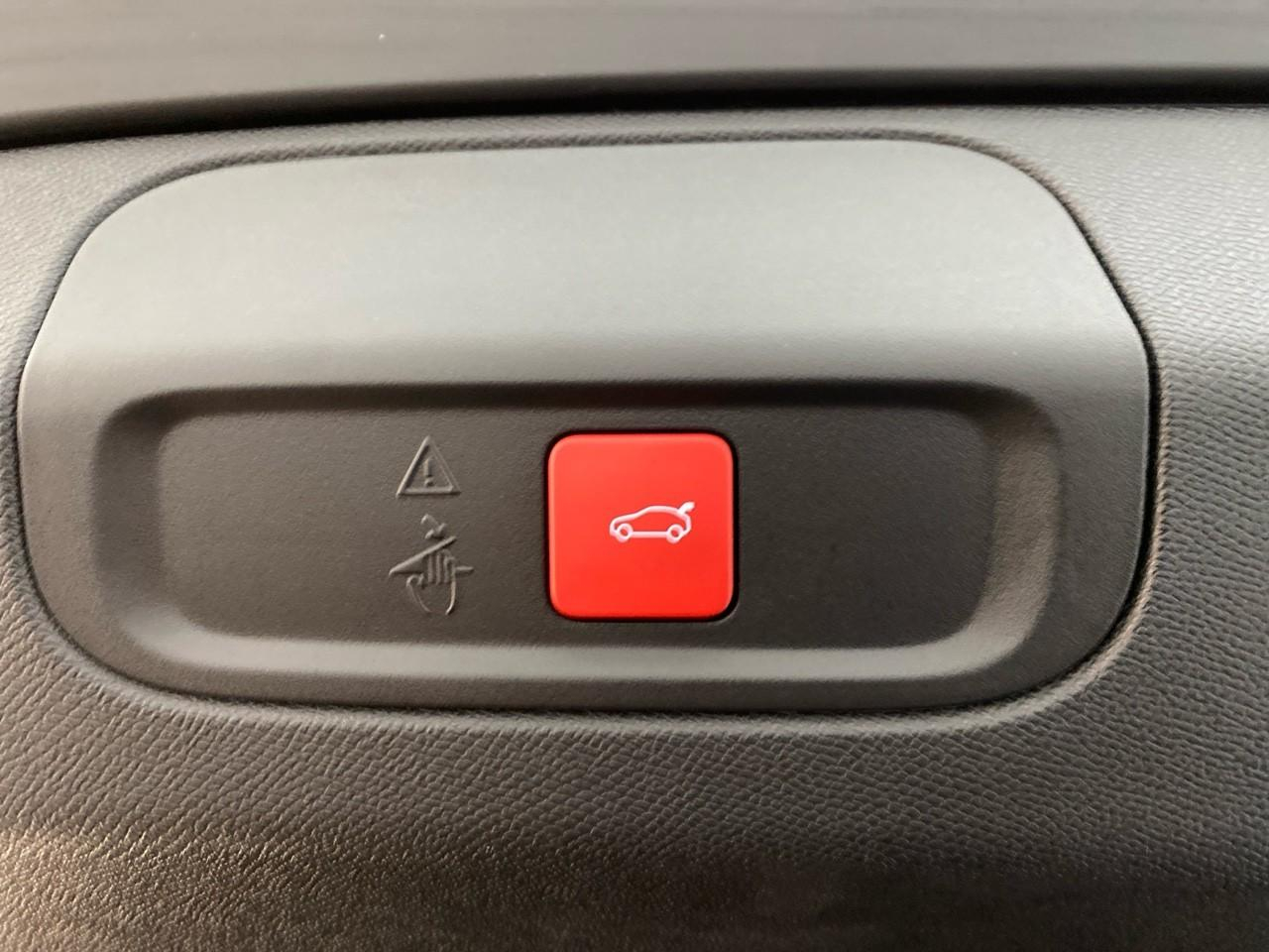 Peugeot 408 hybrid 145 e-dcs6 gt — photo 20