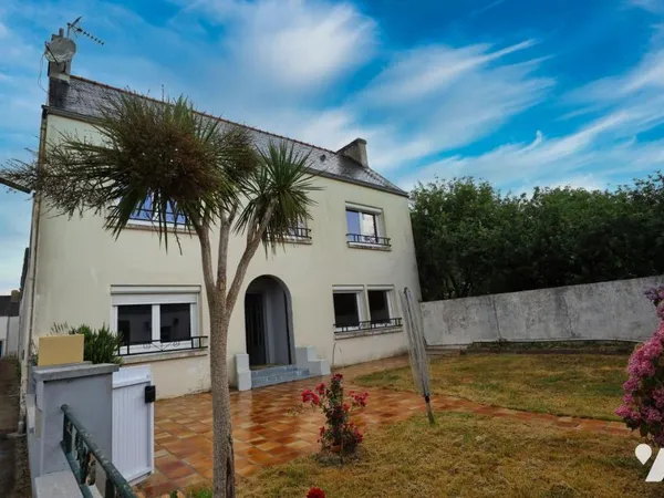 Maison 10 pièces 83 m²