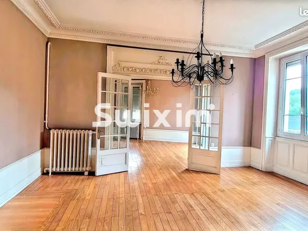 Appartement 5 pièces 136 m²