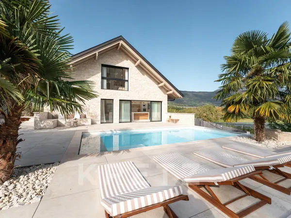 Sublime propriété contemporaine neuve avec vue panoramique — Chambéry | Kretz Immobilier