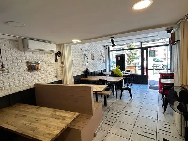 Restaurant 130 m² ST GERMAIN EN LAYE