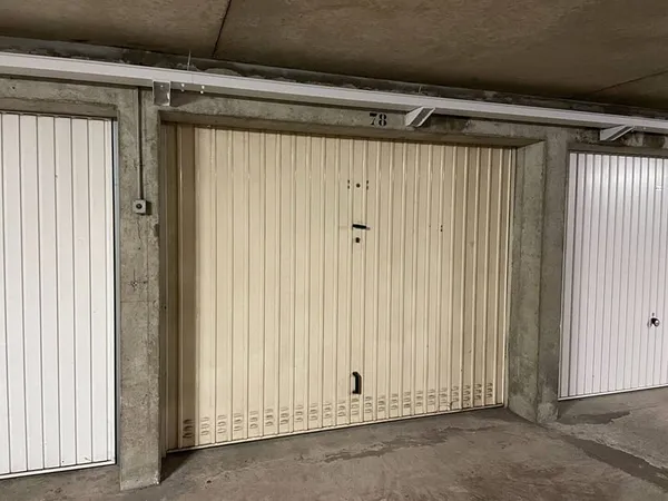 Stationnement Location Écully 140€