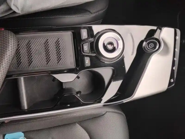 Kia Ev6 229ch air design 2wd — photo 15
