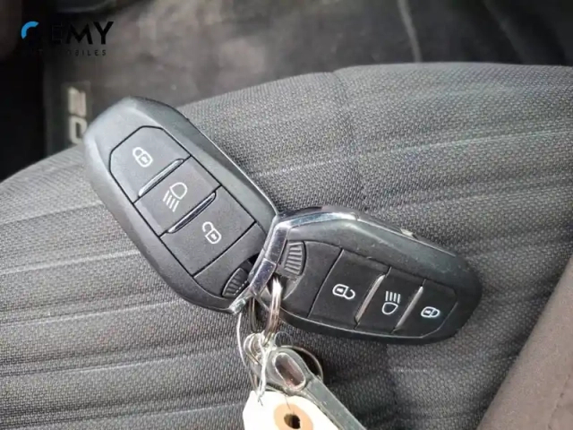 Peugeot 208 bluehdi 100 s&amp;s bvm6 — photo 15