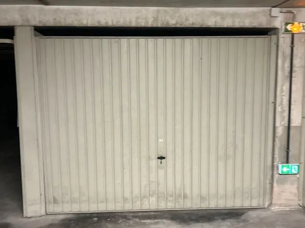 Parking/box 32 m² TOULON