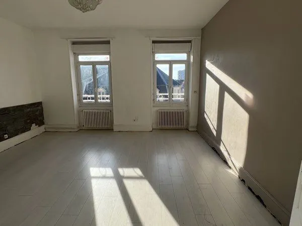 Grand Appartement T4bis centre ville